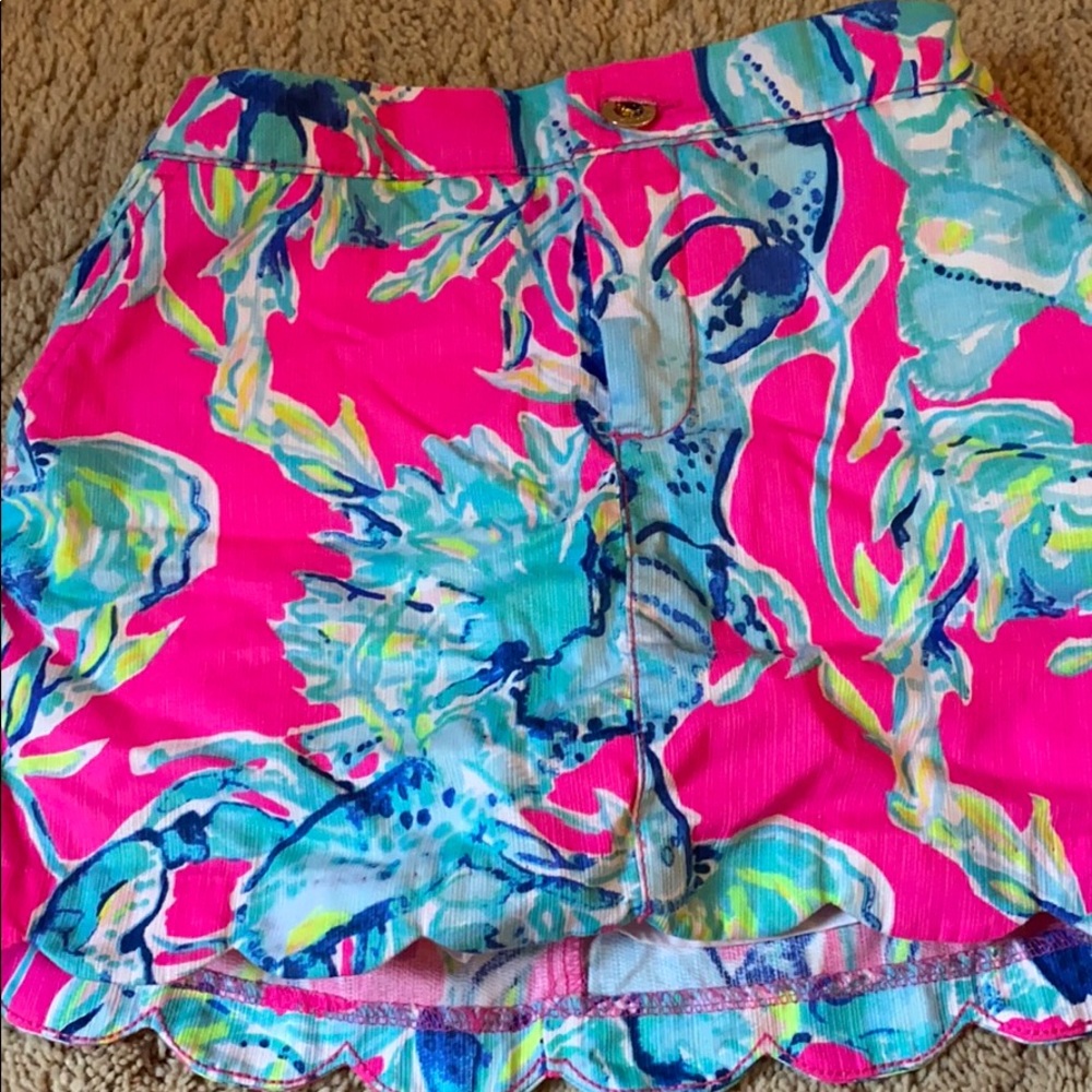Lilly Pulitzer skirt with built in shorts!
